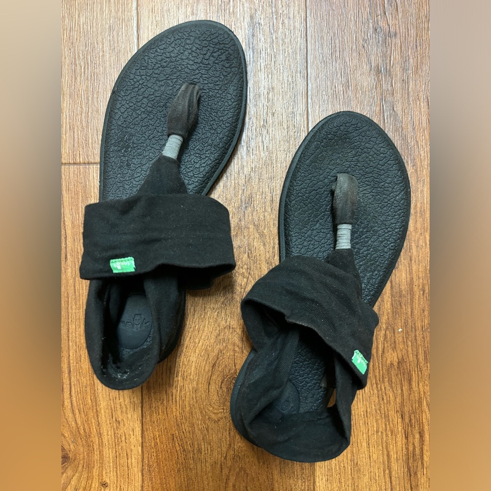 Black Sanuk Sandals